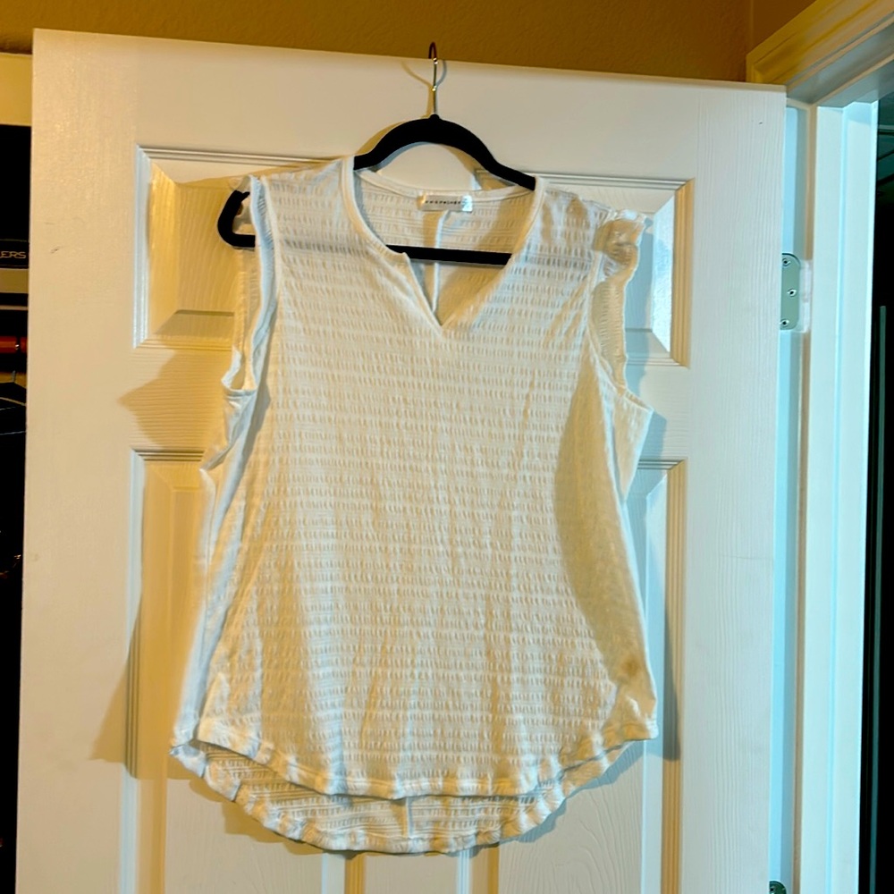 Woman’s white shirt